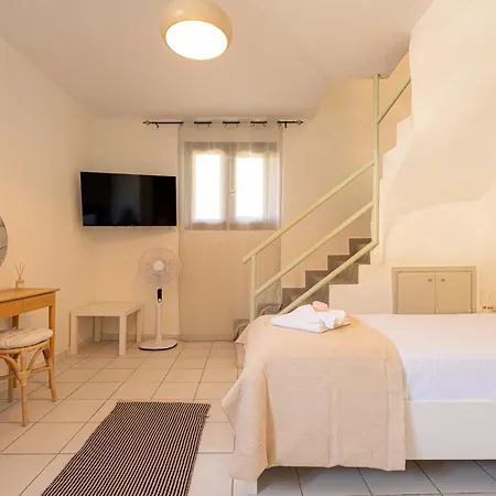 Kyklon Maisonette *