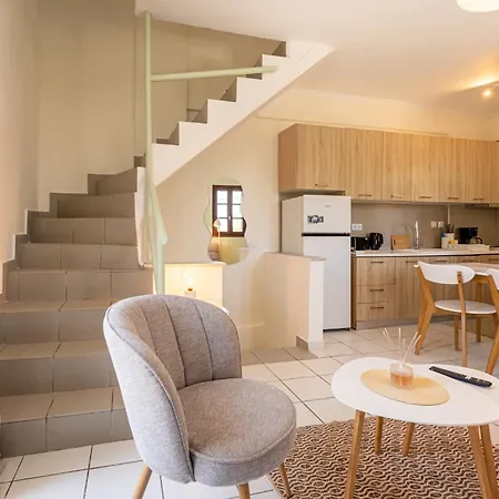 Kyklon Maisonette * Afytos