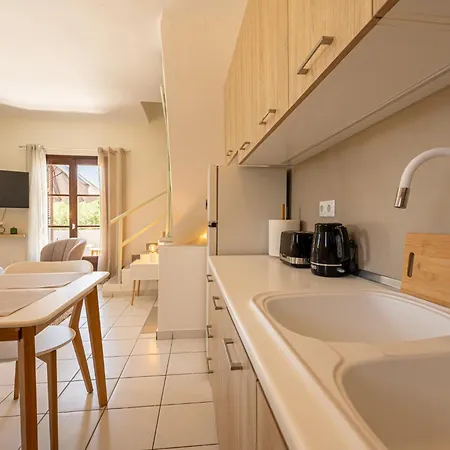 Kyklon Maisonette Apartment